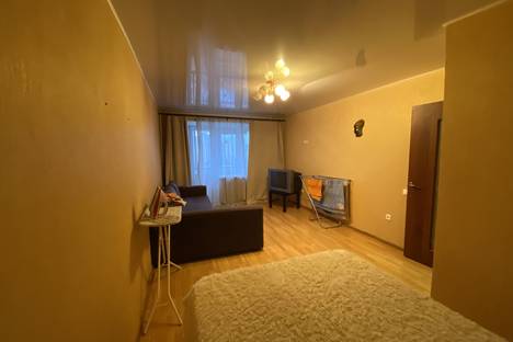 1-комнатная квартира в Уфе, Цюрупа 84