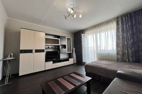 Однокомнатная квартира в аренду посуточно в Кургане по адресу 4-й микрорайон, 23