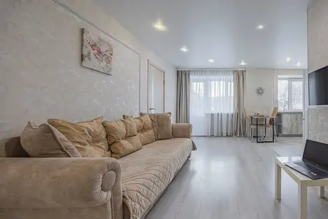 2-комнатная квартира в Дзержинске, проспект Циолковского, 19А