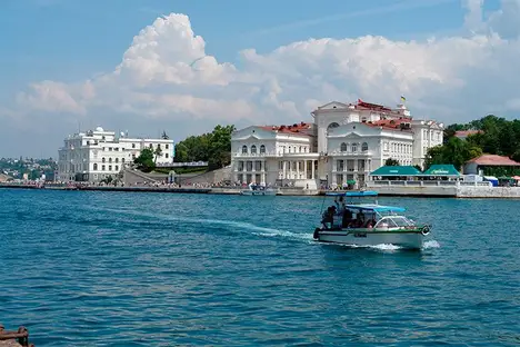 2-комнатная квартира в Севастополе, Севастополь, Партизанская улица, 13