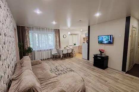 2-комнатная квартира в Великом Новгороде, Псковский район, улица Белова, 14