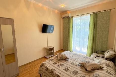 2-комнатная квартира в Кореизе, г. Ялта,Парковый спуск, д 32 