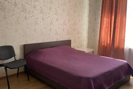 Однокомнатная квартира в аренду посуточно в Таганроге по адресу Смирновский переулок, 139-3