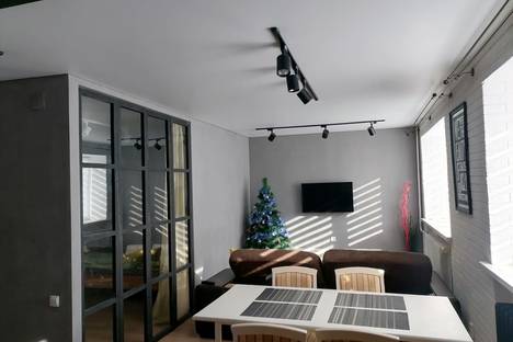 2-комнатная квартира в Нефтекамске, улица Ленина, 42