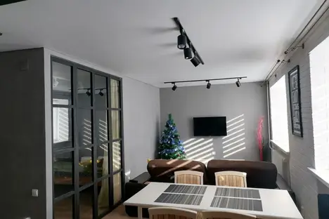 2-комнатная квартира в Нефтекамске, улица Ленина, 42