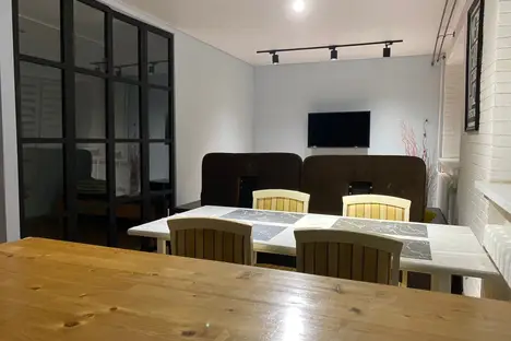 2-комнатная квартира в Нефтекамске, улица Ленина, 42