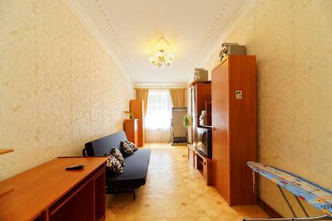 Двухкомнатная квартира в аренду посуточно в Санкт-Петербурге по адресу 6-я Советская улица, 25, метро Площадь Восстания