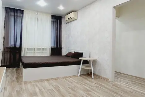 1-комнатная квартира в Волгограде, улица Ломакина, 15