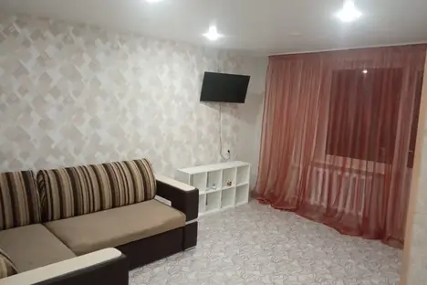 2-комнатная квартира в Яровом, Яровое, кв-л А, 12