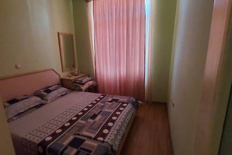 Однокомнатная квартира в аренду посуточно в Ереване по адресу улица Давида Анахта, 10
