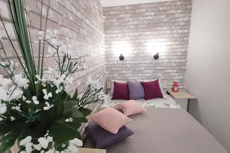 1-комнатная квартира в Екатеринбурге, Екатеринбург, Октябрьский район, микрорайон Кольцово, улица Бахчиванджи, 12А