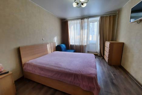 2-комнатная квартира в Санкт-Петербурге, проспект Космонавтов, 92, м. Звездная