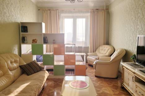 Двухкомнатная квартира в аренду посуточно в Владивостоке по адресу Алеутская улица, 12А