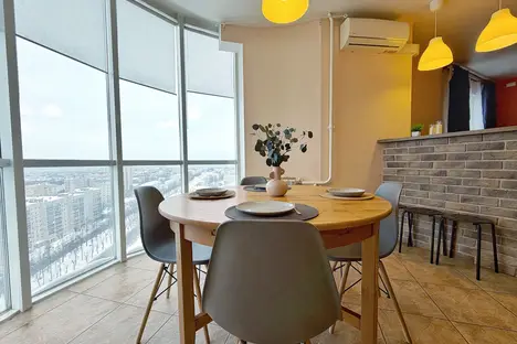 3-комнатная квартира в Кирове, Октябрьский проезд, 18