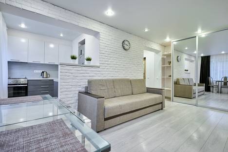 3-комнатная квартира в Сочи, микрорайон Центральный, улица Роз, 41