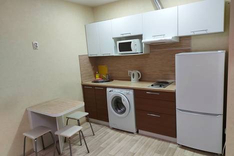 Двухкомнатная квартира в аренду посуточно в Ижевске по адресу улица имени Вадима Сивкова, 275