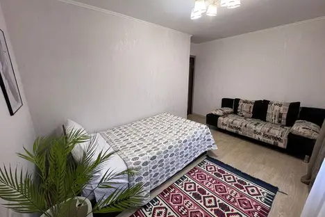 2-комнатная квартира в Астрахани, Астрахань, улица Савушкина, 37к2