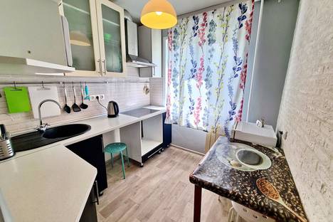 2-комнатная квартира в Кемерове, проспект Ленина, 80