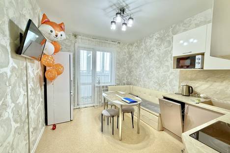 Двухкомнатная квартира в аренду посуточно в Южно-Сахалинске по адресу проспект Мира, 190А