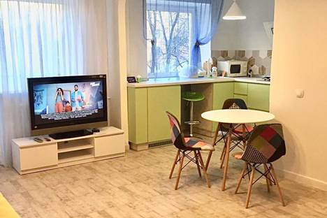 Двухкомнатная квартира в аренду посуточно в Калининграде по адресу улица Генерала Галицкого, 3