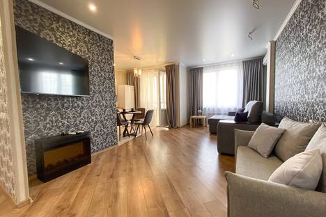 2-комнатная квартира в Ульяновске, Октябрьская улица, 48