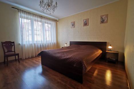 Двухкомнатная квартира в аренду посуточно в Зеленоградске по адресу улица Потёмкина, 21