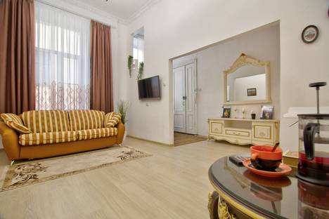 Двухкомнатная квартира в аренду посуточно в Санкт-Петербурге по адресу набережная Кутузова, 30