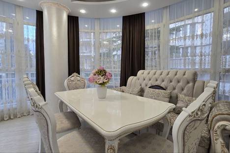 3-комнатная квартира в Ялте, Таврическая улица, 2Б