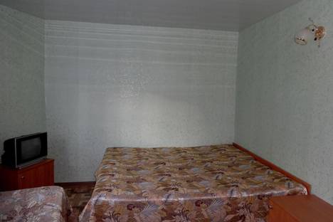 1-комнатная квартира в Феодосии, Феодосия, улица Володарского, 9