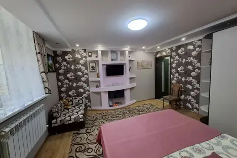 1-комнатная квартира в Кисловодске, Кисловодск, улица Розы Люксембург, 7