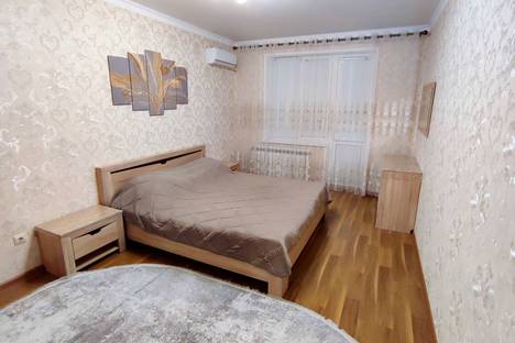 2-комнатная квартира в Каспийске, Молодёжная улица, 4