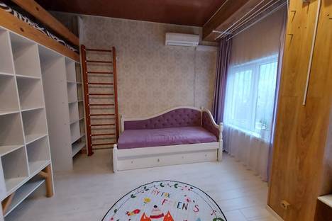 1-комнатная квартира в Красной Поляне, Красная Поляна, улица ГЭС
