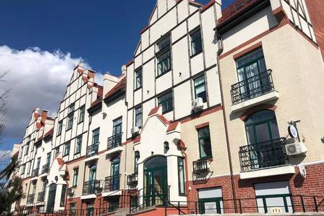 Трёхкомнатная квартира в аренду посуточно в Калининграде по адресу Дачная улица, 8