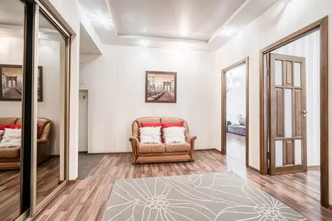 3-комнатная квартира в Минске, проспект Независимости, 47