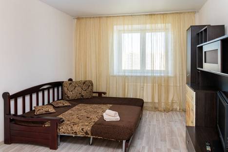 Однокомнатная квартира в аренду посуточно в Тюмени по адресу улица Мельникайте, 144к1