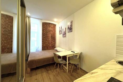 Однокомнатная квартира в аренду посуточно в Санкт-Петербурге по адресу Гороховая улица, 27