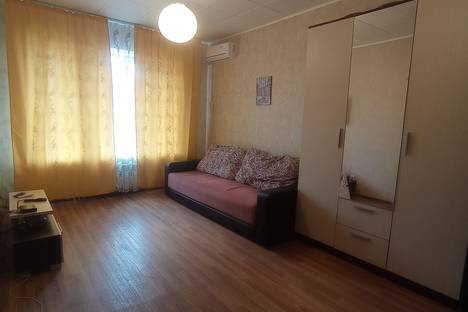 1-комнатная квартира в Волгограде, улица Солнечникова, 15