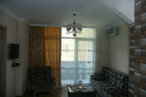 Трёхкомнатная квартира в аренду посуточно в Батуми по адресу улица Кобаладзе, 8A