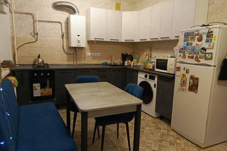 3-комнатная квартира в Евпатории, Евпатория, улица Фрунзе, 73