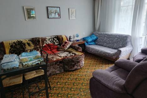 2-комнатная квартира в Яровом, кв-л А дом 32