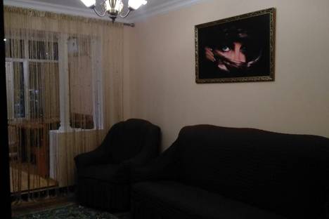 Двухкомнатная квартира в аренду посуточно в Махачкале по адресу улица Абдулхакима Исмаилова, 74