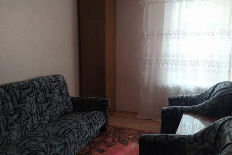 Двухкомнатная квартира в аренду посуточно в Яровом по адресу квартал А, 18