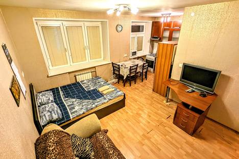 Двухкомнатная квартира в аренду посуточно в Москве по адресу Новый Зыковский проезд, 5