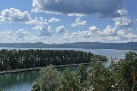 1-комнатная квартира в посёлке Золотой Пляж, городской округ Миасс, посёлок Золотой Пляж