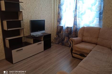 Двухкомнатная квартира в аренду посуточно в Астрахани по адресу Минусинская улица, 6