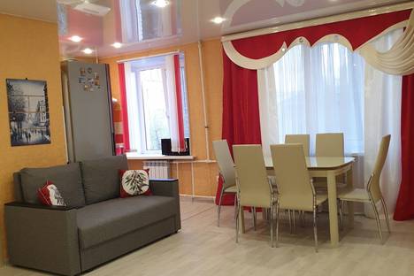 Двухкомнатная квартира в аренду посуточно в Санкт-Петербурге по адресу проспект Стачек, 1, метро Нарвская