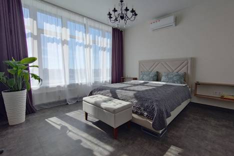 2-комнатная квартира в Тюмени, улица Газовиков, 35, подъезд 2