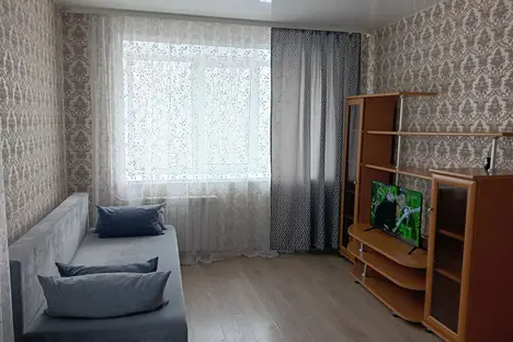 1-комнатная квартира в Серове, улица Льва Толстого, 34