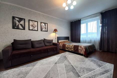 1-комнатная квартира в Тюмени, улица Николая Семёнова, 33
