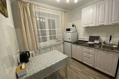 Двухкомнатная квартира в аренду посуточно в Владивостоке по адресу Нерчинская улица, 3
